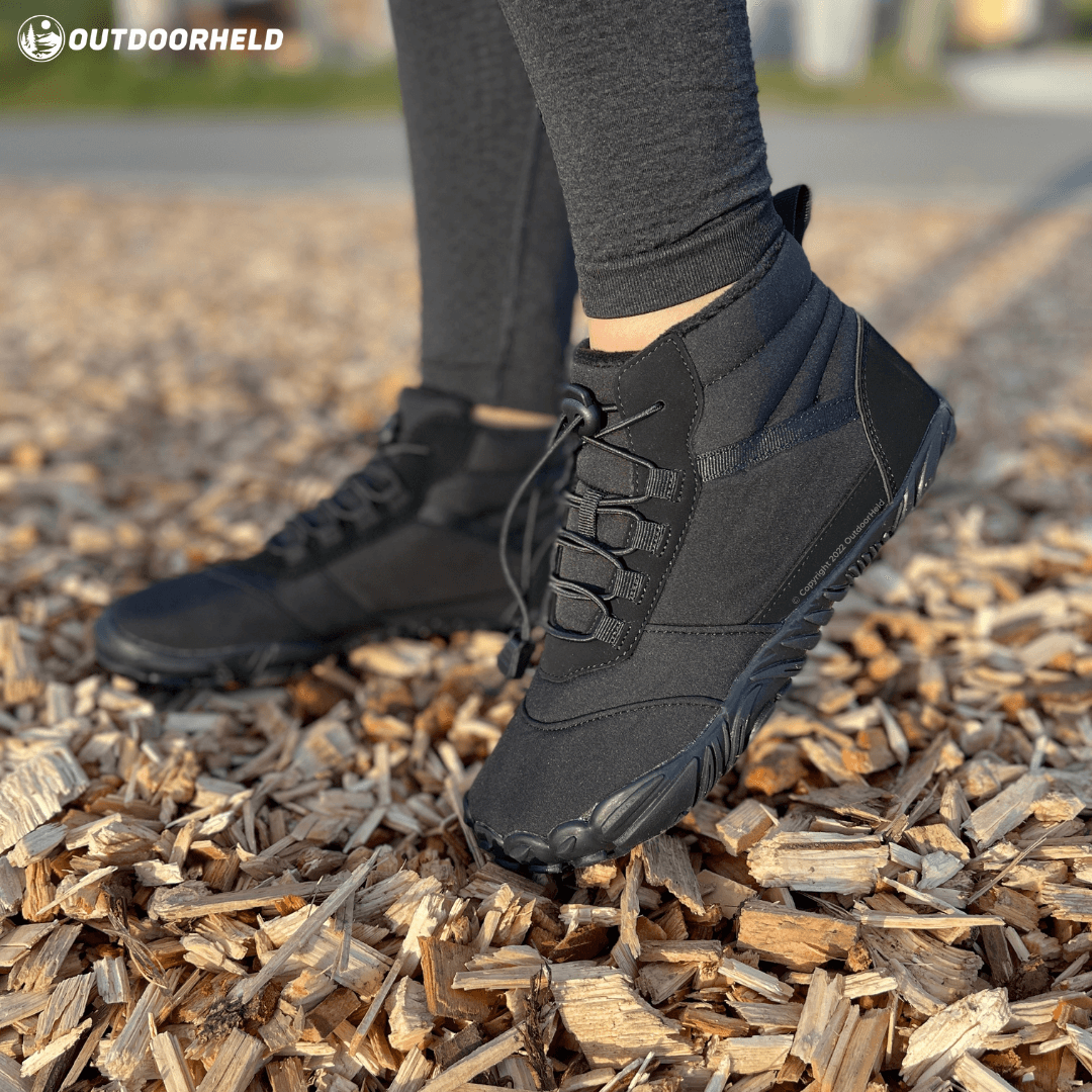 VIP BUNDLE - SCHWARZ: Winter Pro Barfußschuhe + ThermoPro Halstuch + GRATIS ThermoPro Handschuhe